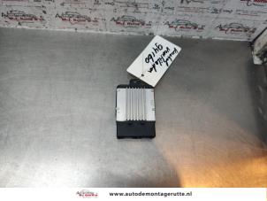 O143482 Gebruikte kachel weerstand Lexus IS 200