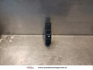 O143597 Gebruikte raam schakelaar elektrisch BMW 3-Serie
