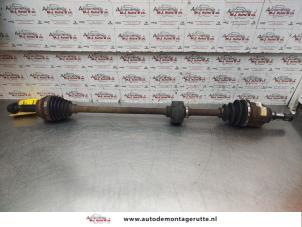 O143659 Gebruikte aandrijfas rechts-voor Toyota Yaris