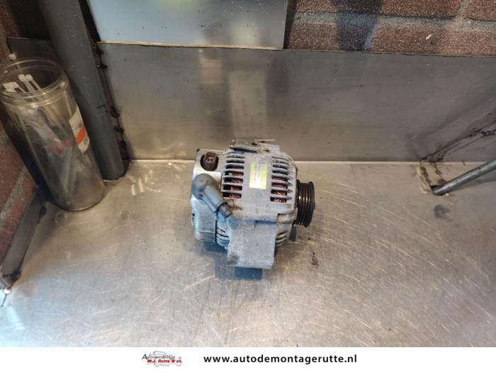 Gebruikte Alternator Lexus IS 200 O143672