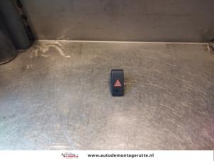 O143803 Gebruikte paniekverlichtings schakelaar Suzuki SX-4