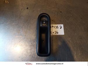 O143995 Gebruikte raam schakelaar elektrisch Renault Twingo