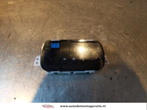 O144019 Gebruikte display interieur Chevrolet Aveo