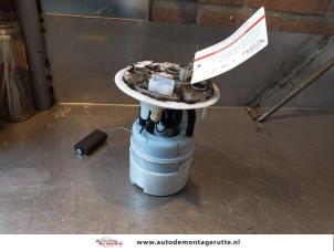 O144068 Gebruikte brandstofpomp elektrisch Peugeot 308