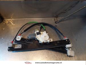O144076 Gebruikte raammechaniek 4deurs links-voor Ford Mondeo
