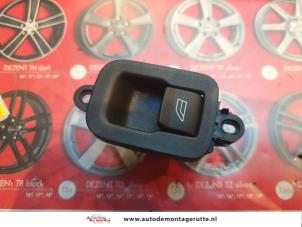 O144111 Gebruikte raam schakelaar elektrisch Volvo S40