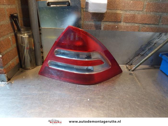 Gebruikte Achterlicht rechts Mercedes C-Klasse O144150