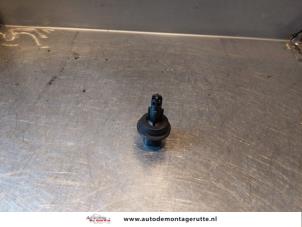 O144154 Gebruikte luchthoeveelheidsmeter Opel Corsa