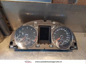 O144295 Gebruikte tellerklok Volkswagen Passat