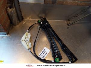 O144340 Gebruikte ruitmechaniek 4deurs links-voor Volkswagen Passat