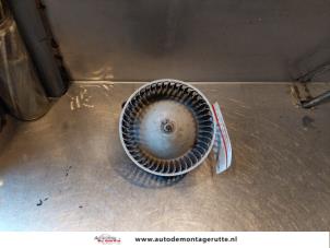 O144373 Gebruikte chaufage ventilatiemotor Suzuki Swift