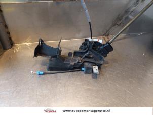 O144456 Gebruikte slotmechaniek portier 4deurs rechts-voor Ford Mondeo