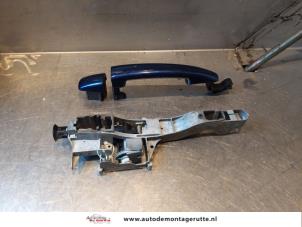 O144572 Gebruikte portiergreep 4deurs links-achter Citroen C4 Grand Picasso