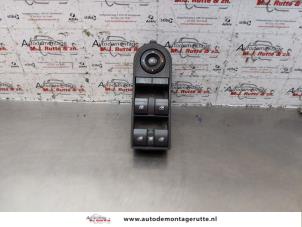 O144806 Gebruikte combischakelaar ramen Opel Zafira