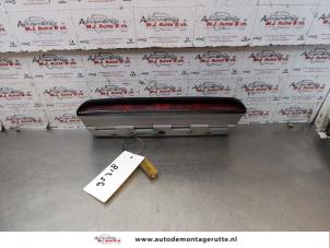 O144822 Gebruikte extra remlicht midden Subaru Impreza