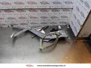 O144831 Gebruikte raammechaniek 4deurs links-voor Opel Zafira