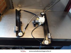 O144873 Gebruikte raammechaniek 4deurs rechts-voor BMW 5-Serie