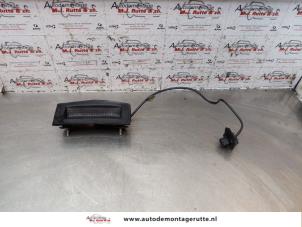 O145079 Gebruikte handgreep achterklep Opel Astra
