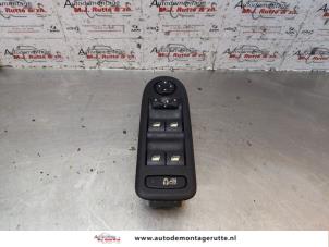 O145096 Gebruikte schakelblok ruiten Peugeot 308