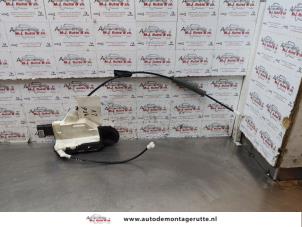 O145101 Gebruikte slotmechaniek portier 4deurs links-voor Peugeot 308