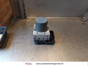 O145198 Gebruikte abs pomp BMW 5-Serie
