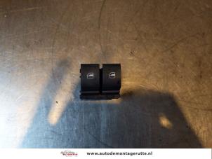 O145229 Gebruikte ruit schakelaar elektrisch Volkswagen Golf