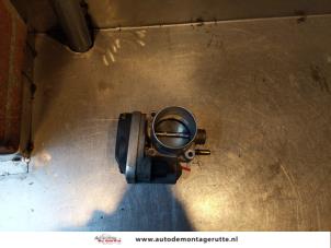 O145321 Gebruikte gasklephuis Renault Grand Scenic