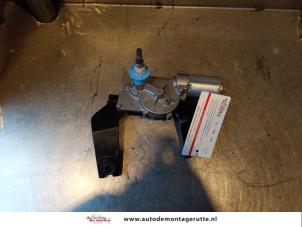 O145348 Gebruikte ruitenwissermotor achter Kia Cee'D