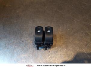 O145479 Gebruikte raam schakelaar elektrisch Renault Twingo