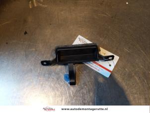 O145540 Gebruikte schakelaar achterklep Daihatsu Sirion