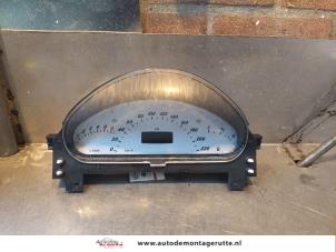 O145758 Gebruikte kilometerteller km Mercedes A-Klasse