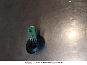 O145804 Gebruikte kachel weerstand Skoda Fabia