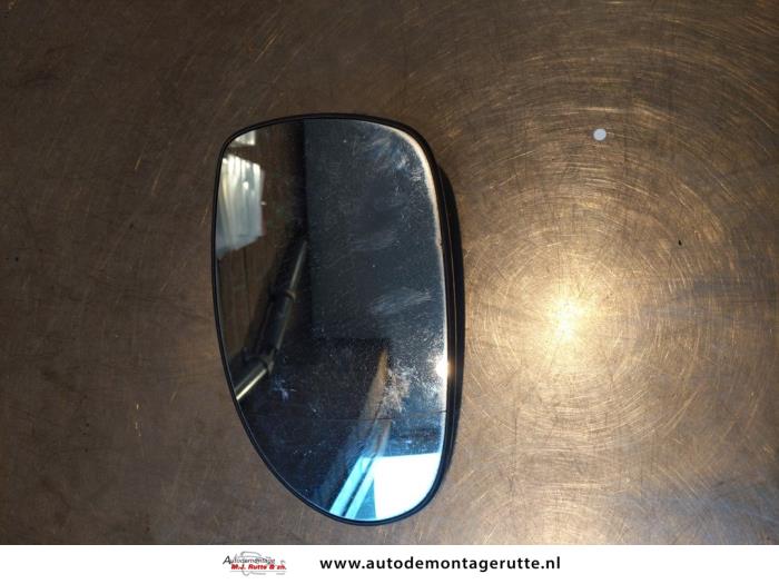 Spiegelglas links van een Citroën C5 I Break (DE) 1.8 16V 2004