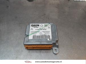 O145841 Gebruikte module airbag Peugeot 206