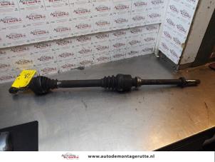 O145897 Gebruikte homokineetas rechts-voor Peugeot 206
