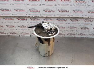 O145952 Gebruikte brandstofpomp elektrisch Peugeot 207