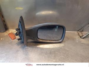 O146332 Gebruikte spiegel buiten rechts Peugeot 306