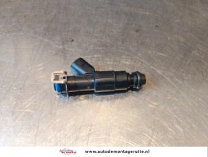 O146385 Gebruikte injector (benzine injectie) Volvo V50