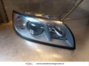 O146392 Gebruikte rechter koplamp Volvo V50