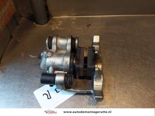 O146393 Gebruikte remklauw (tang) rechts-achter Peugeot 406