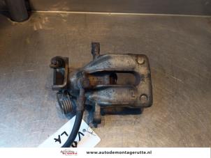 O146408 Gebruikte remklauw (tang) links-achter Volvo V40