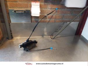 O146425 Gebruikte slotmechaniek portier 4deurs links-voor Citroen C4 Grand Picasso