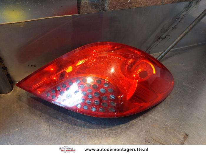 Gebruikte Achterlicht rechts Peugeot 207 O146495