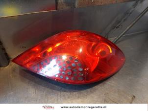 O146495 Gebruikte achterlicht rechts Peugeot 207