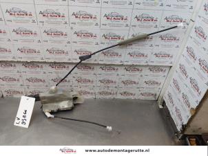 O146510 Gebruikte deurslot mechaniek 4deurs links-voor Peugeot 308