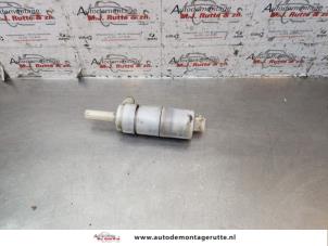 O146556 Gebruikte ruitensproeierpomp voor Volvo XC90