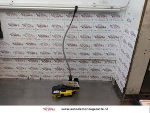 O146671 Gebruikte deurslot mechaniek 4deurs rechts-achter Volvo XC90