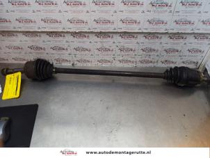 O146739 Gebruikte aandrijfas rechts-voor Nissan Almera