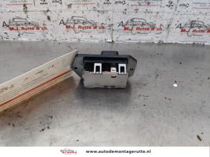 O146951 Gebruikte kachel weerstand Toyota Yaris