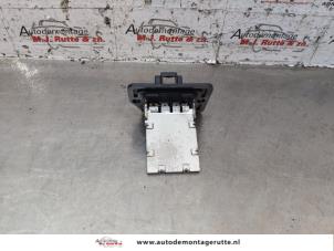 O147013 Gebruikte kachel weerstand Hyundai I30